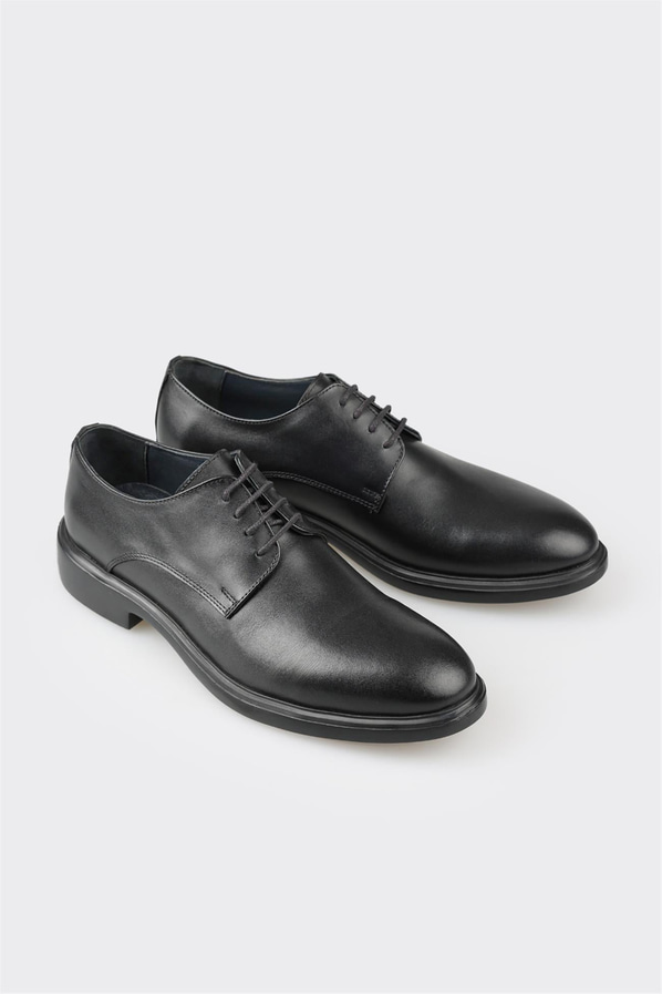 Siyah deri erkek klasik ayakkabı, rahat kullanım için - Elle Shoes