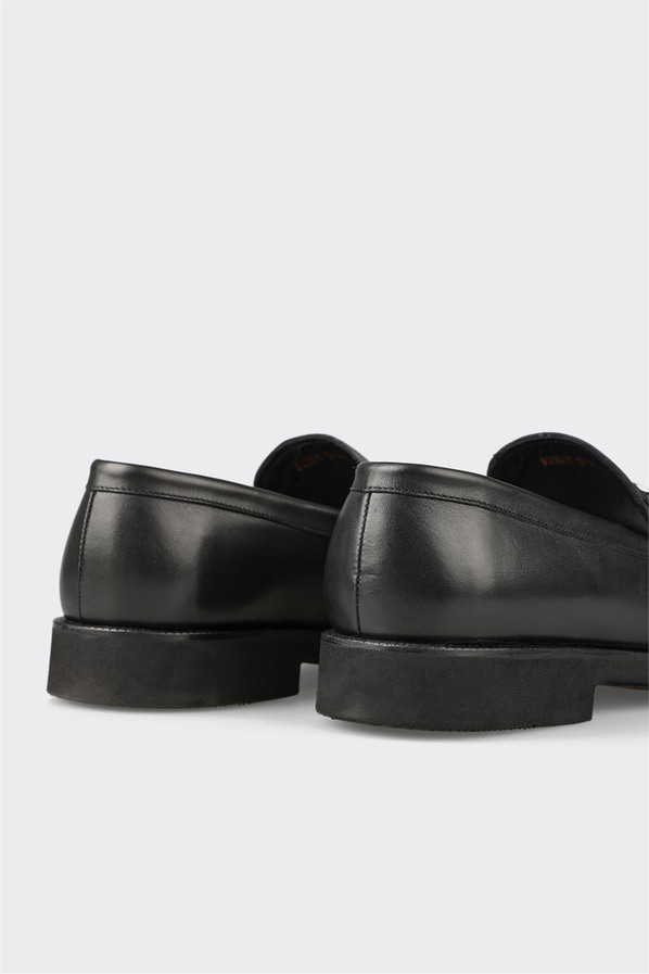 Siyah deri erkek loafer, klasik stil için - Elle Shoes