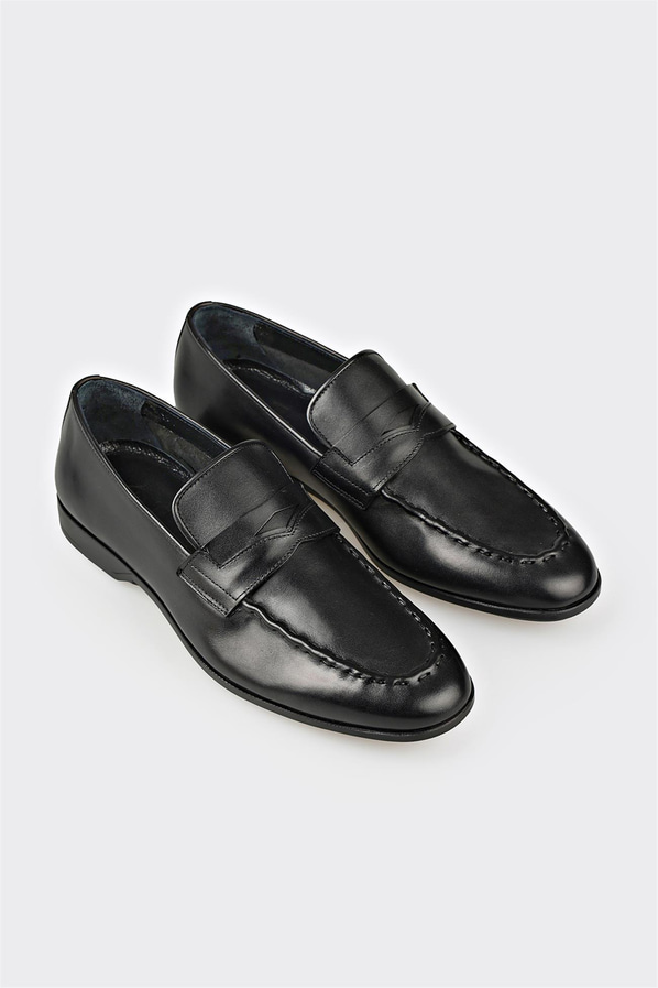 Siyah deri erkek loafer, klasik stil için - Elle Shoes