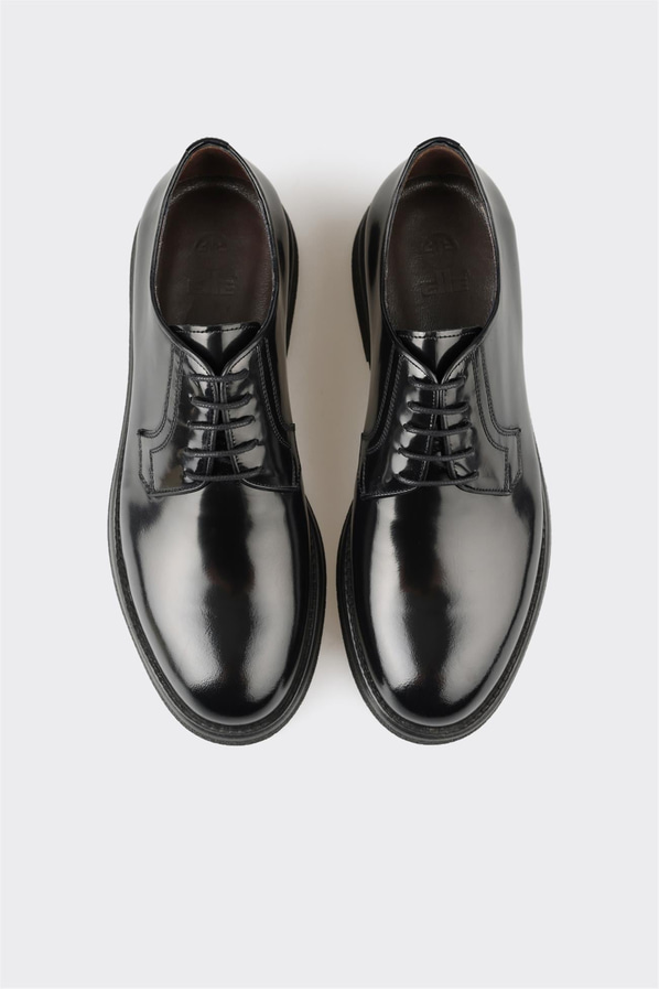 Siyah deri erkek klasik ayakkabı, casual stil için - Elle Shoes