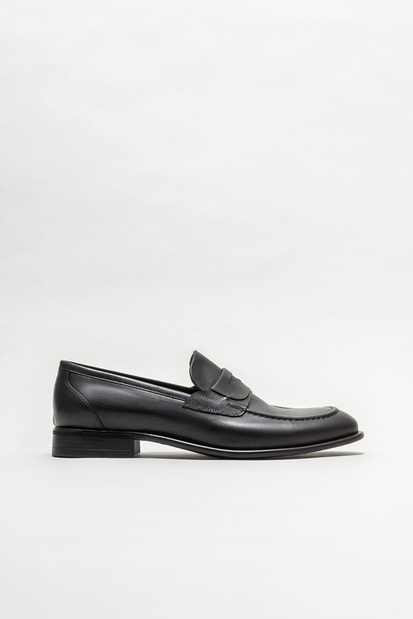Siyah deri erkek loafer, klasik stil için - Elle Shoes