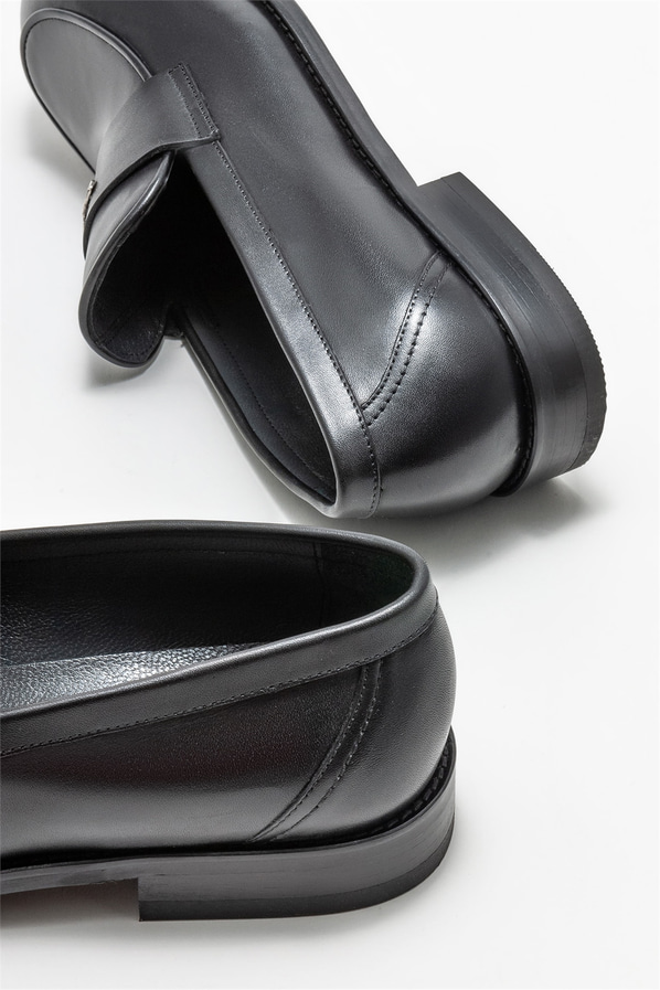 Siyah deri erkek loafer, klasik stil için - Elle Shoes