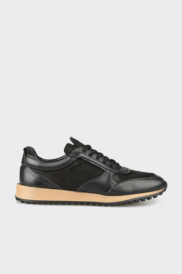 Siyah deri erkek spor ayakkabı, casual stil için - Elle Shoes
