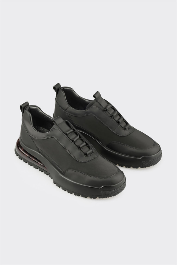 Siyah deri erkek spor ayakkabı, rahat kullanım için - Elle Shoes