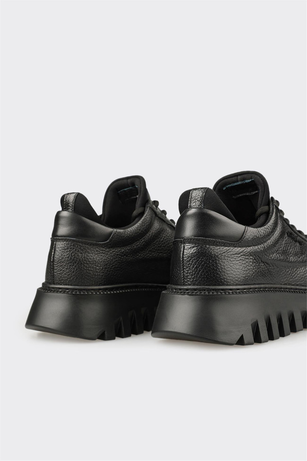 Siyah Deri Erkek Spor Ayakkabı