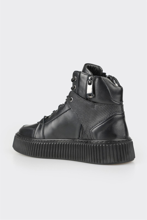 Siyah Deri Erkek Spor Bot