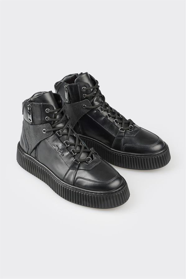 Siyah Deri Erkek Spor Bot