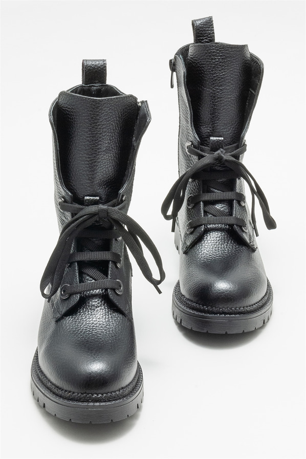 Siyah deri düz kadın bot, günlük kullanım için - Elle Shoes