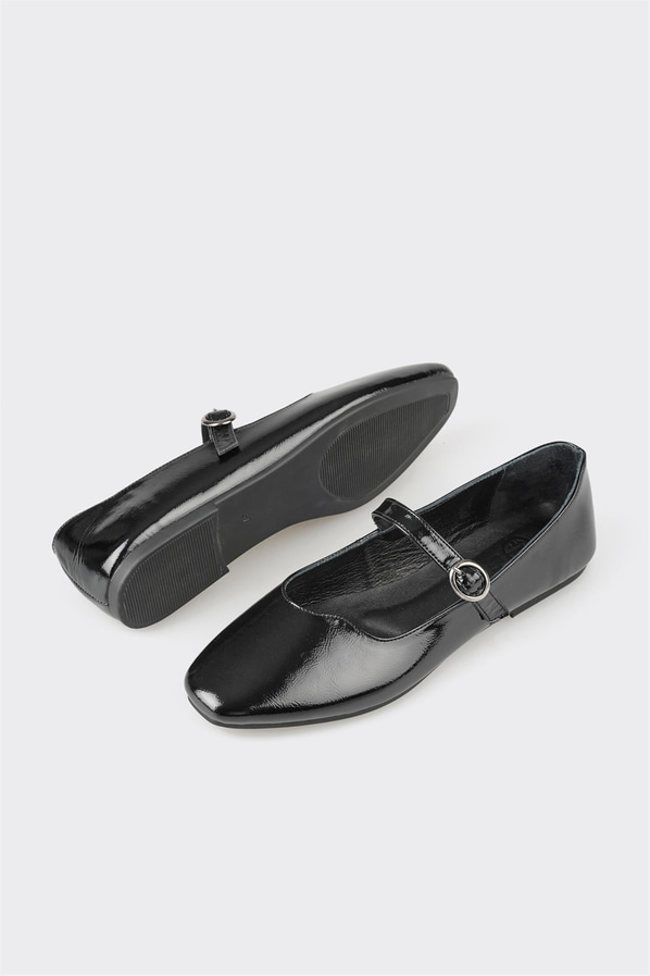 Siyah deri kadın babet - Elle Shoes