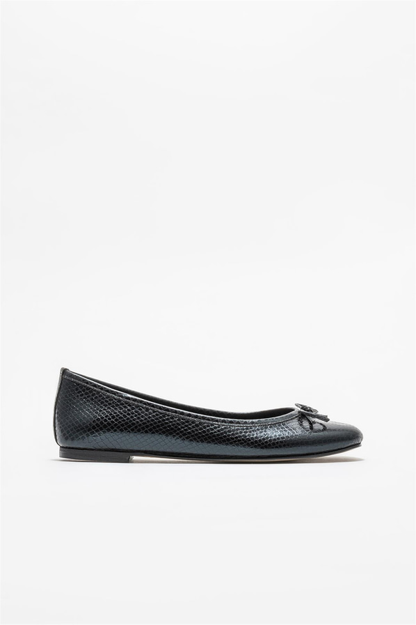Siyah deri kadın babet - Elle Shoes