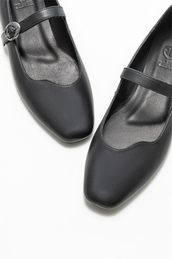 Siyah deri kadın babet - Elle Shoes