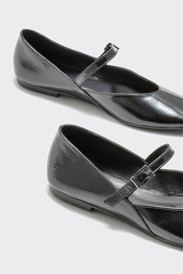 Siyah deri kadın babet - Elle Shoes