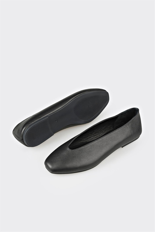 Siyah deri kadın babet - Elle Shoes