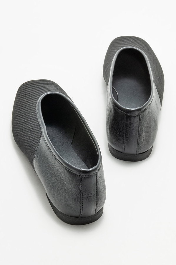 Siyah deri kadın babet - Elle Shoes