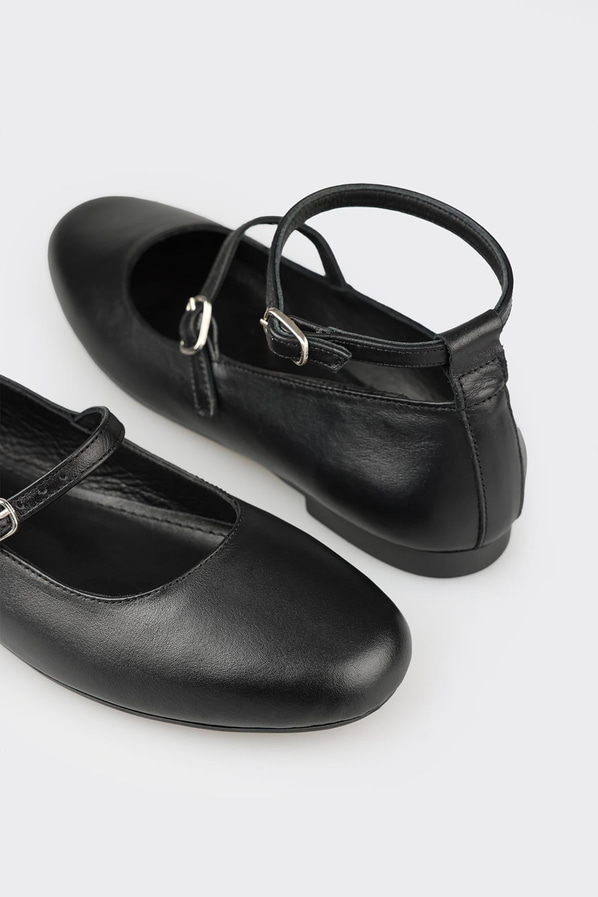 Siyah deri kadın babet - Elle Shoes