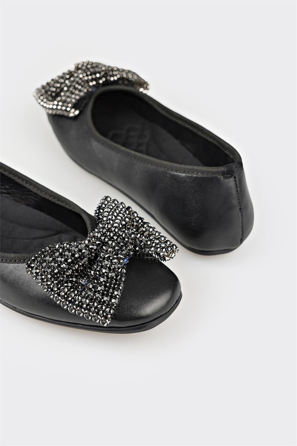 Siyah deri kadın babet - Elle Shoes