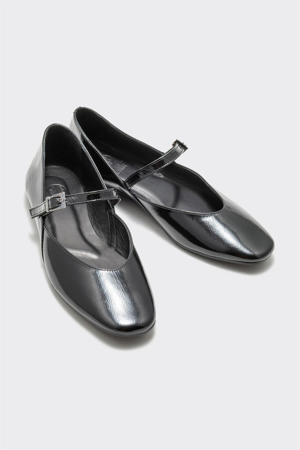 Siyah deri kadın babet - Elle Shoes