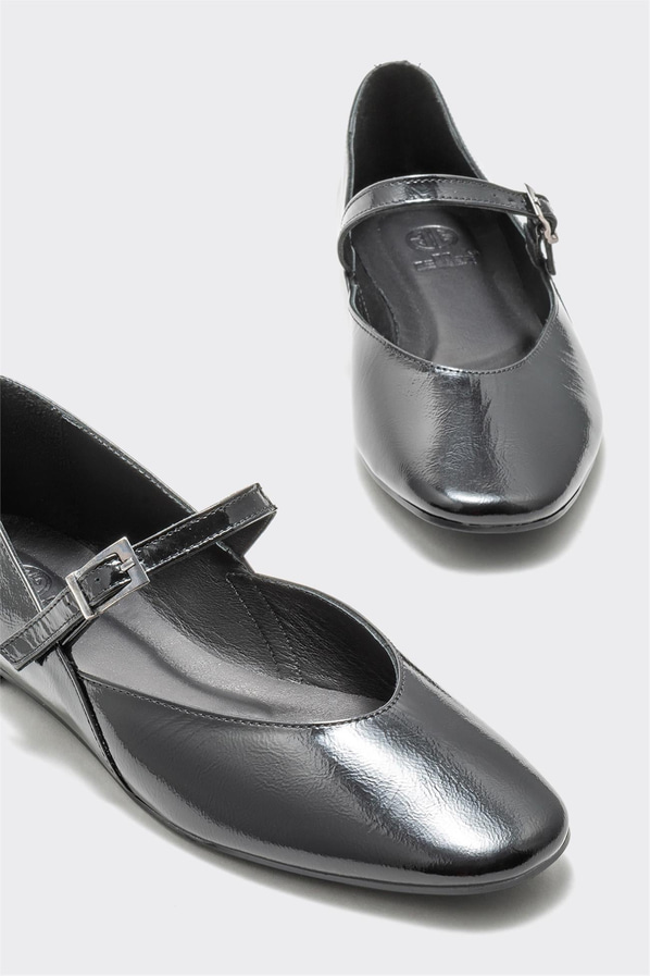 Siyah deri kadın babet - Elle Shoes