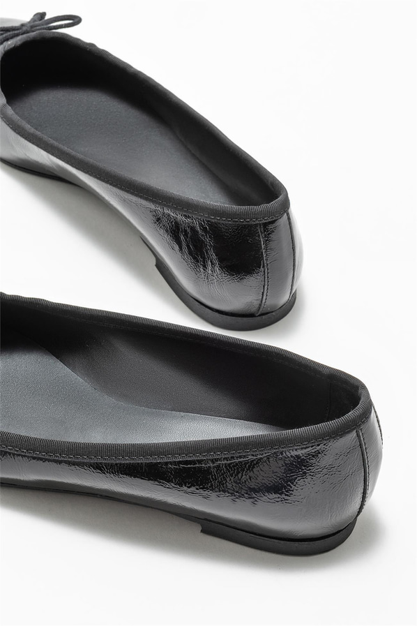 Siyah deri kadın babet - Elle Shoes