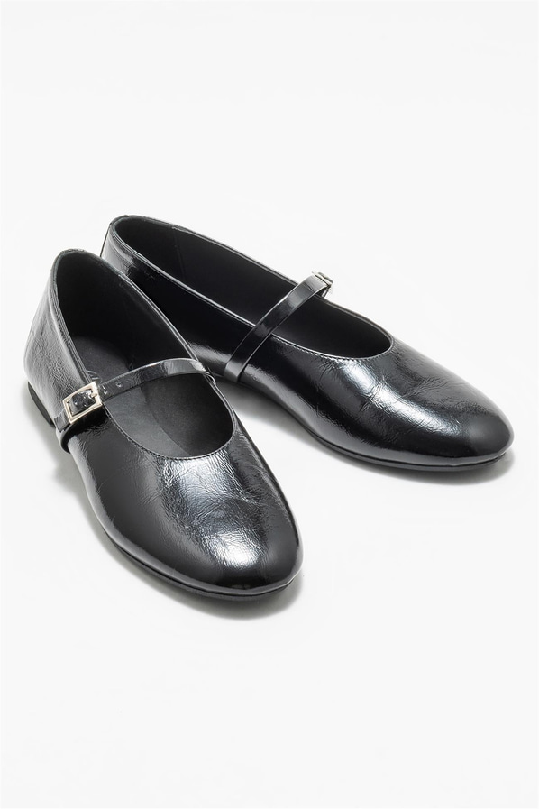 Siyah deri kadın babet - Elle Shoes