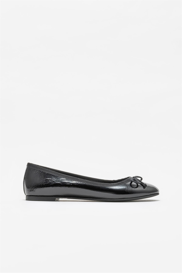 Siyah deri kadın babet - Elle Shoes