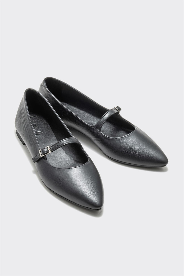 Siyah deri kadın babet - Elle Shoes