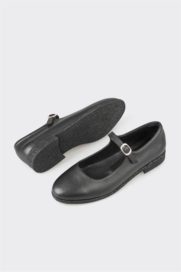 Siyah deri kadın babet - Elle Shoes