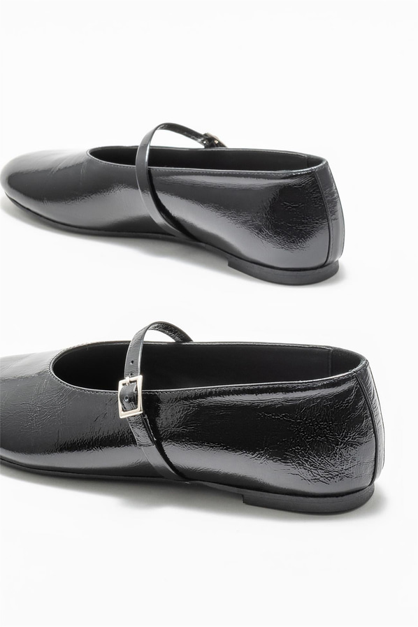 Siyah deri kadın babet - Elle Shoes