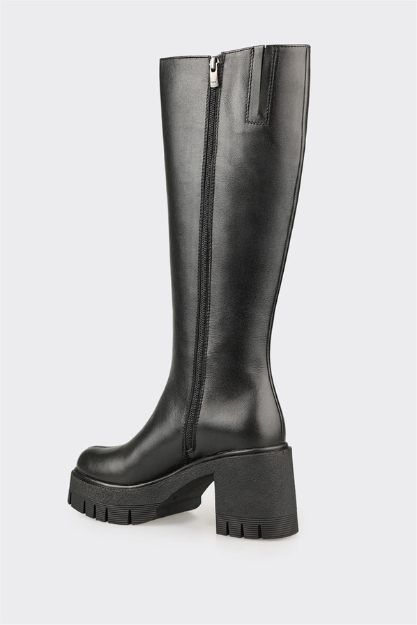 Siyah Deri Kadın Çizme