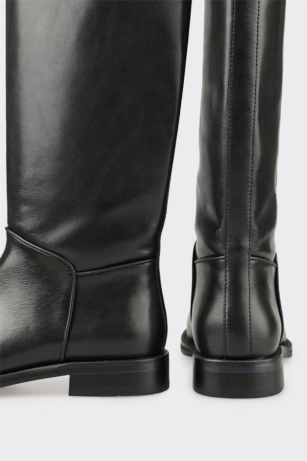 Siyah Deri Kadın Çizme