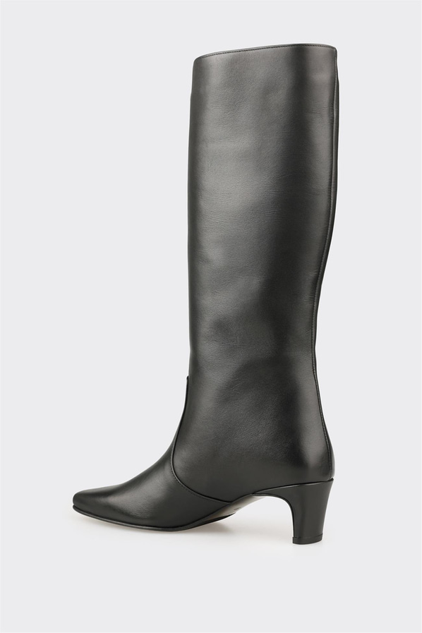 Siyah Deri Kadın Çizme