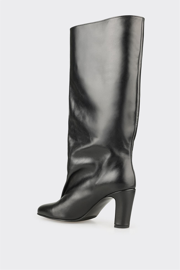 Siyah Deri Kadın Çizme