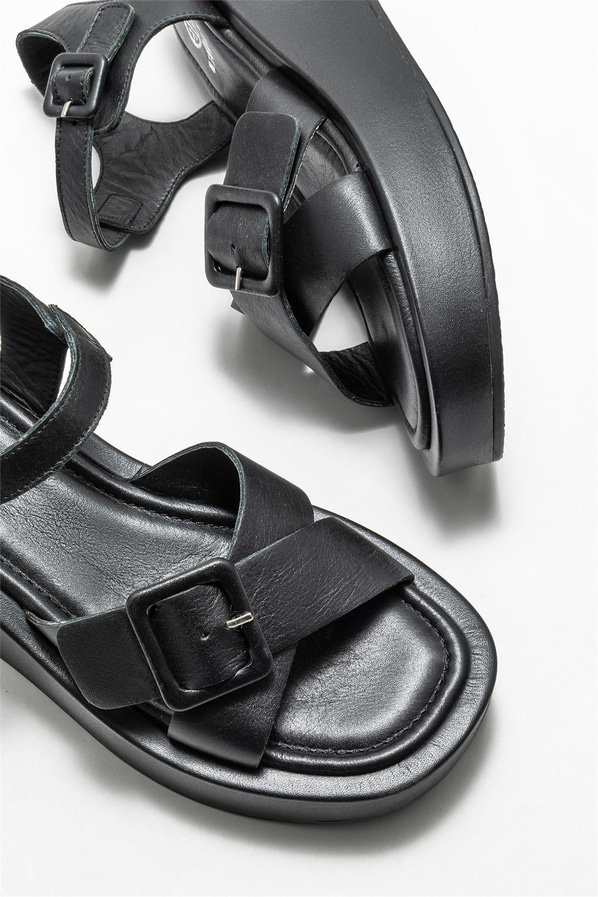 Siyah deri dolgu topuklu kadın sandalet - Elle Shoes