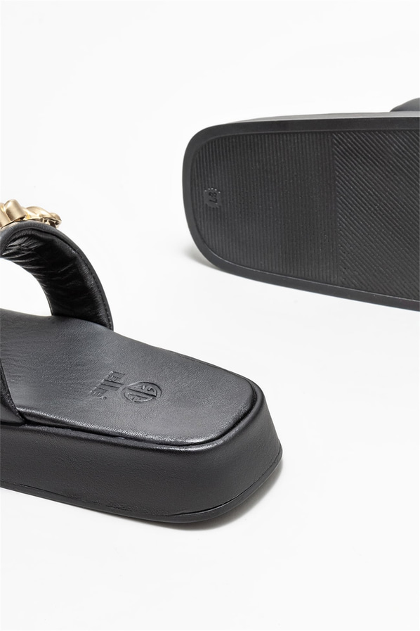Siyah deri dolgu topuklu kadın terlik - Elle Shoes