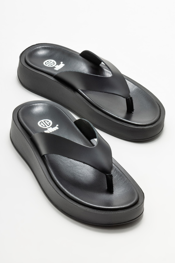 Siyah deri dolgu topuklu kadın terlik - Elle Shoes