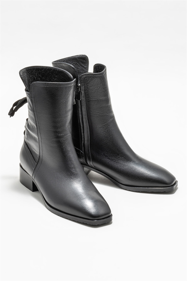 Siyah deri düz kadın bot - Elle Shoes