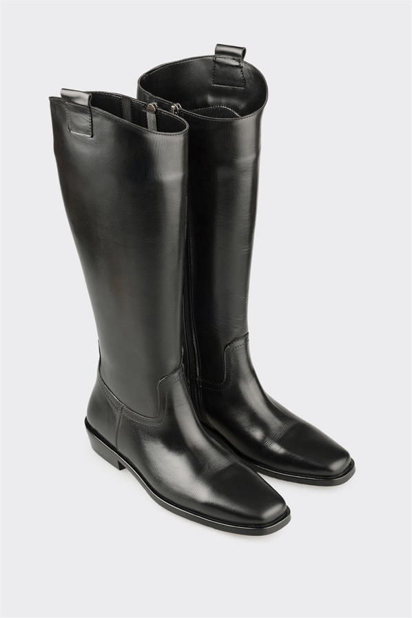 Siyah Deri Kadın Düz Çizme