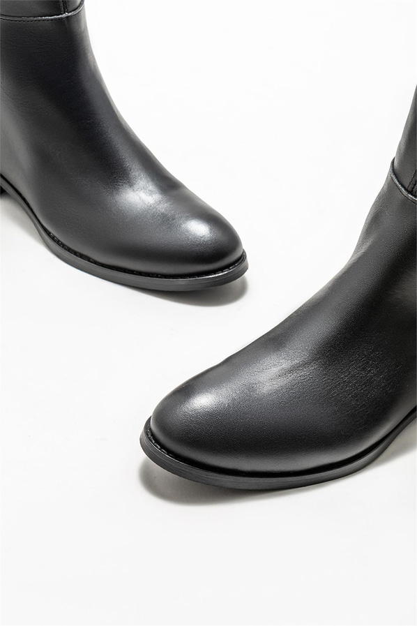 Siyah deri düz kadın çizme - Elle Shoes