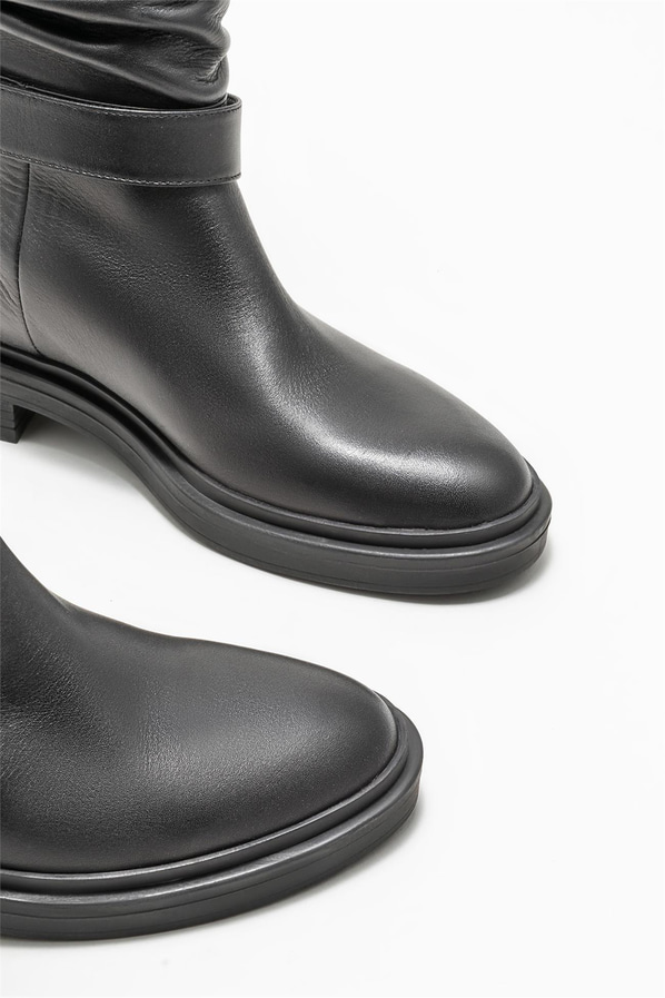 Siyah deri düz kadın çizme - Elle Shoes