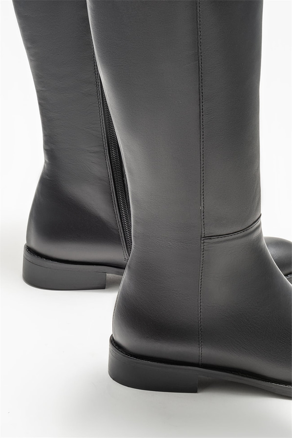 Siyah deri düz kadın çizme - Elle Shoes