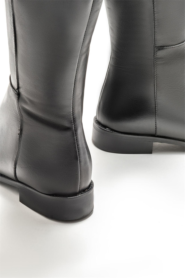 Siyah deri düz kadın çizme - Elle Shoes