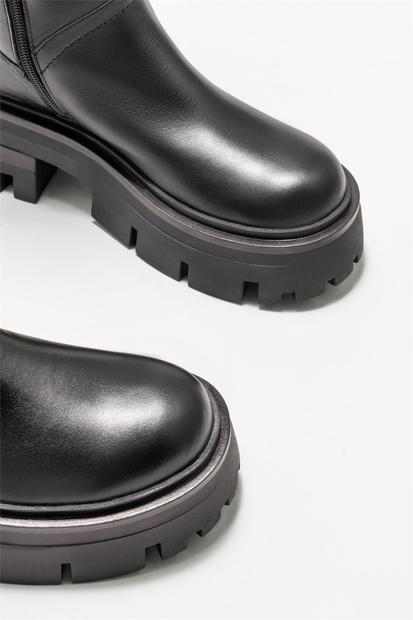Siyah deri düz kadın çizme - Elle Shoes