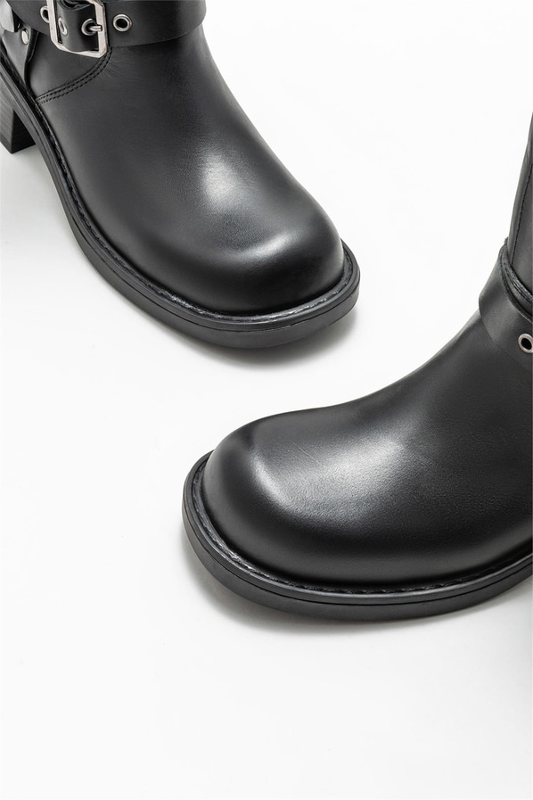 Siyah deri düz kadın çizme - Elle Shoes