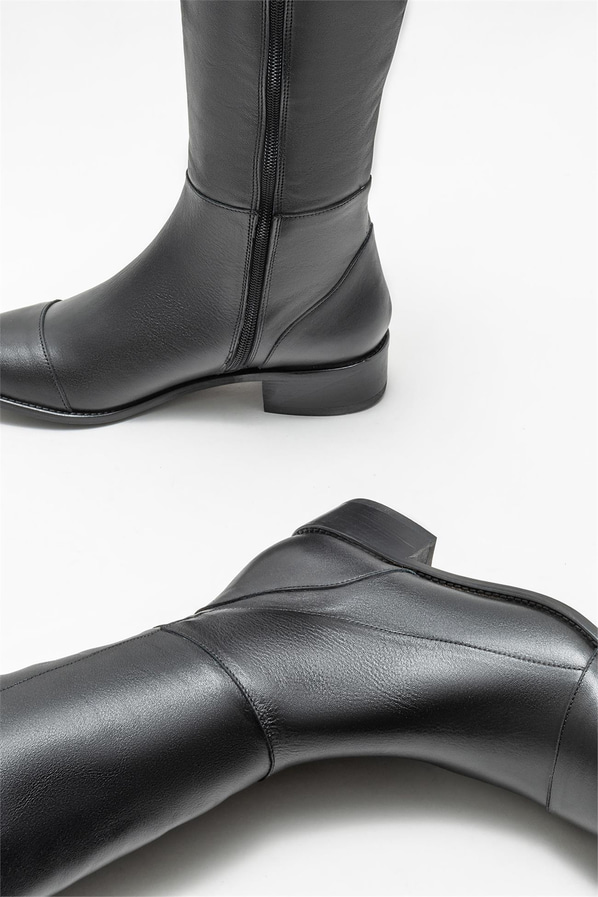 Siyah deri düz kadın çizme - Elle Shoes