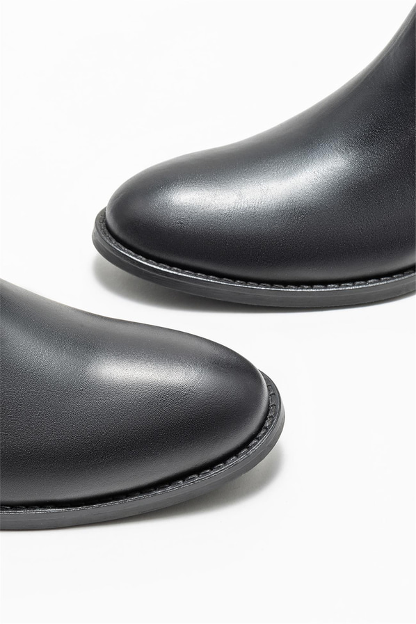 Siyah deri düz kadın çizme - Elle Shoes