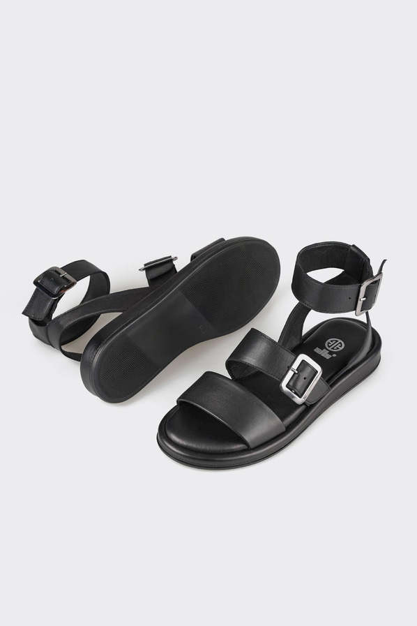 Siyah deri düz bantlı kadın sandalet, rahat kullanım için - Elle Shoes