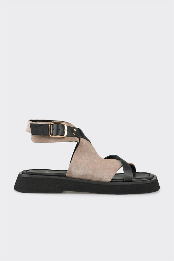 Siyah kahve deri düz kadın sandalet, rahat kullanım için - Elle Shoes