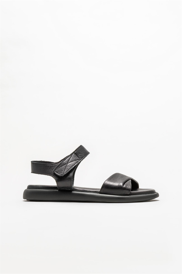 Siyah deri düz kadın sandalet - Elle Shoes
