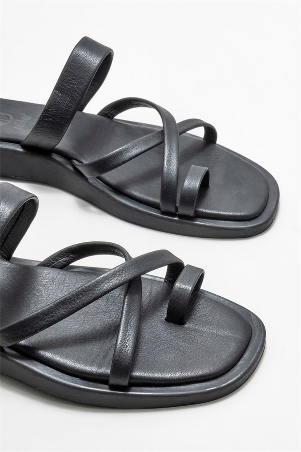 Siyah deri düz kadın terlik - Elle Shoes