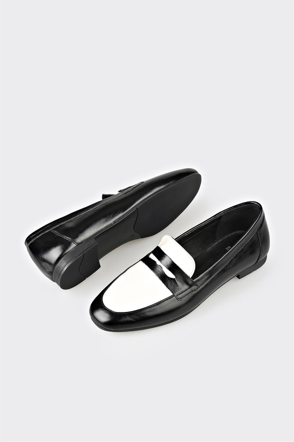 Siyah deri kadın loafer, ofis stili için - Elle Shoes